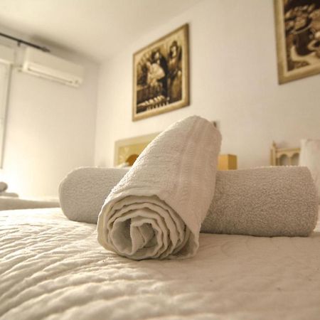 קורדובה Regina Home -Parking Casco Historico מראה חיצוני תמונה